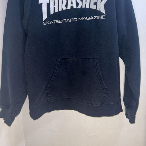 Thrasher Skateboard Magazine Classic Logo Black Hoodie Streetwear Skate - Picture 3 of 5